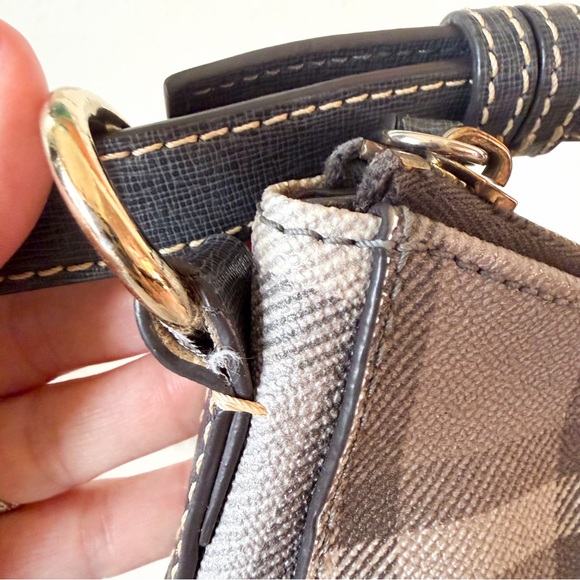 Dooney & Bourke Gray Plaid Kiley Hobo Bag - Picture 5 of 12